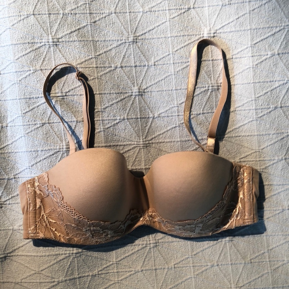 Victoria Secret strapless bra — 32C